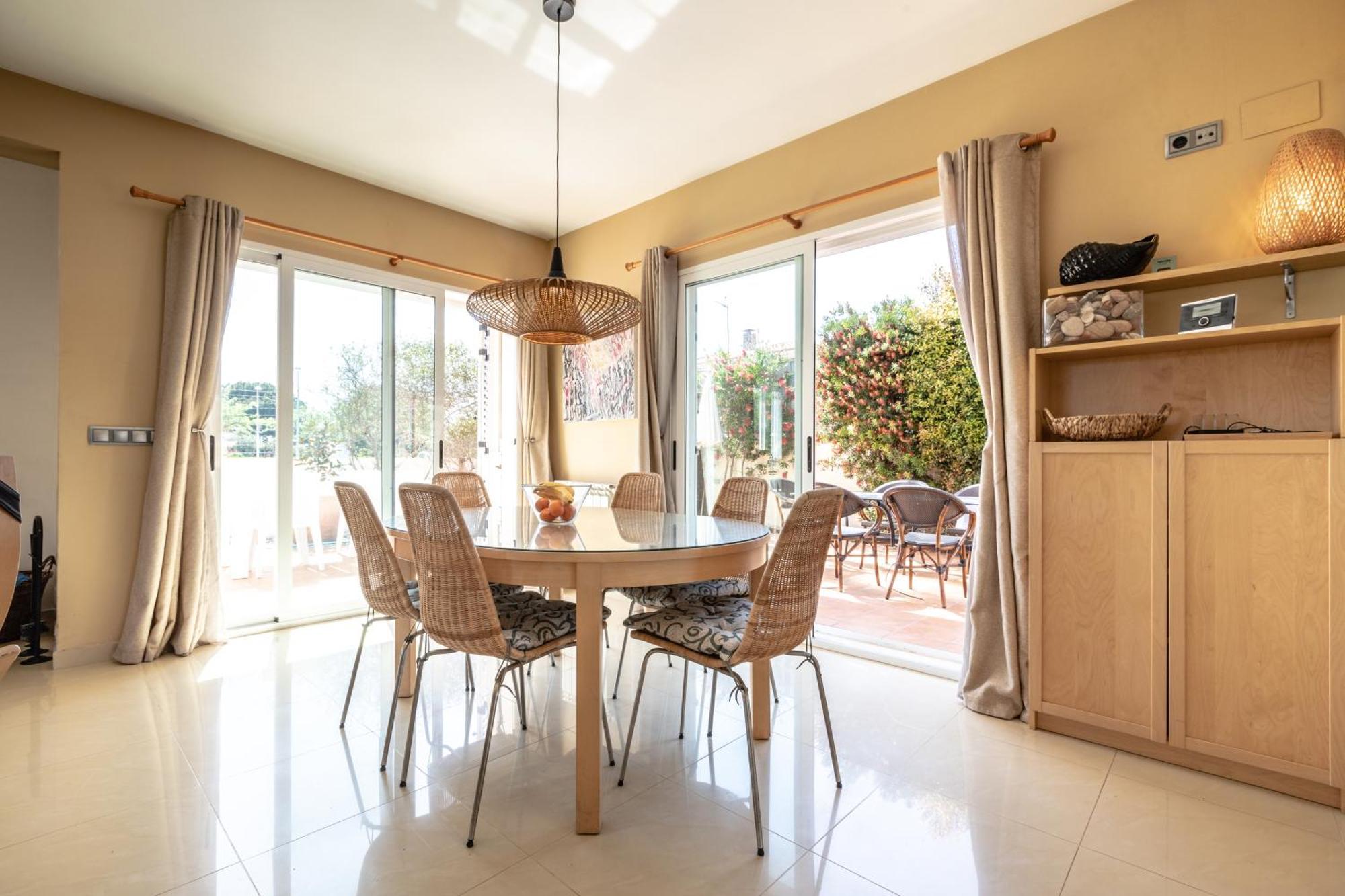 サグント Casa Junto Al Mar Con Jardinヴィラ エクステリア 写真